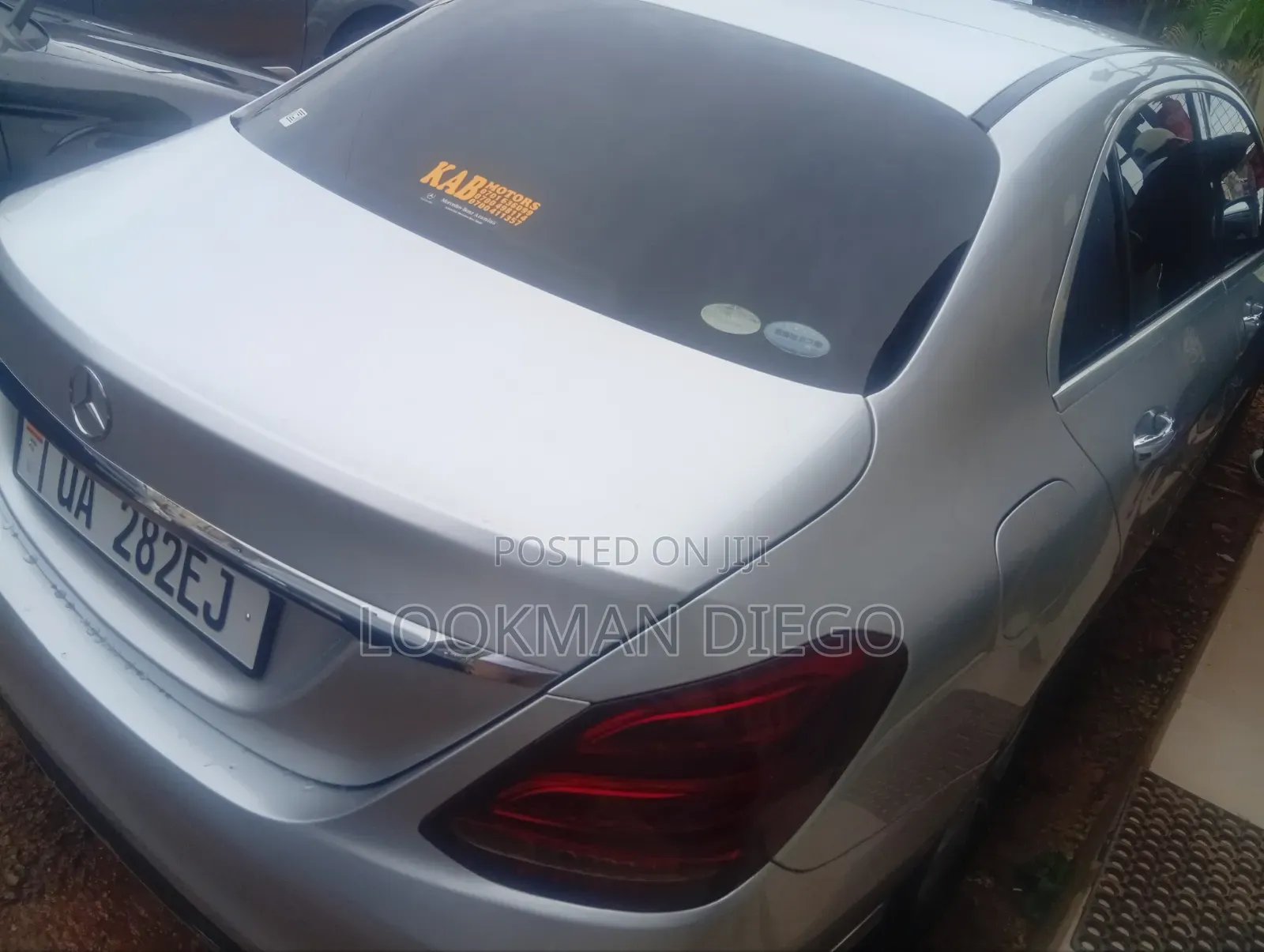Mercedes-Benz C180 2014 Silver
