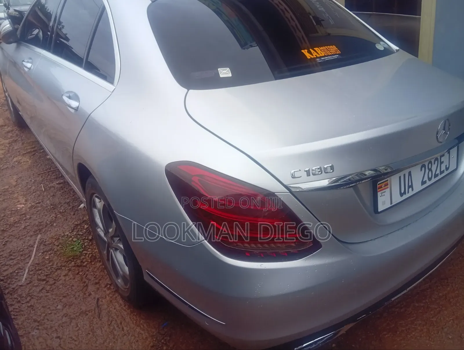Mercedes-Benz C180 2014 Silver