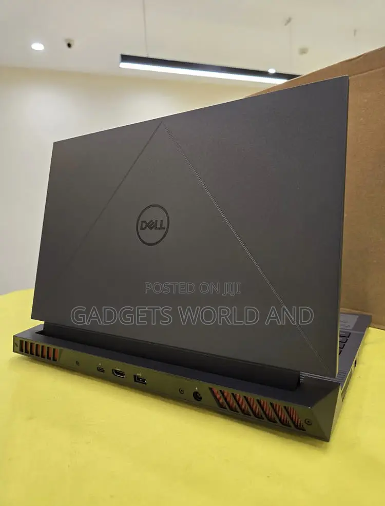 New Laptop Dell Latitude 5530 16GB Intel Core i5 SSD 1T