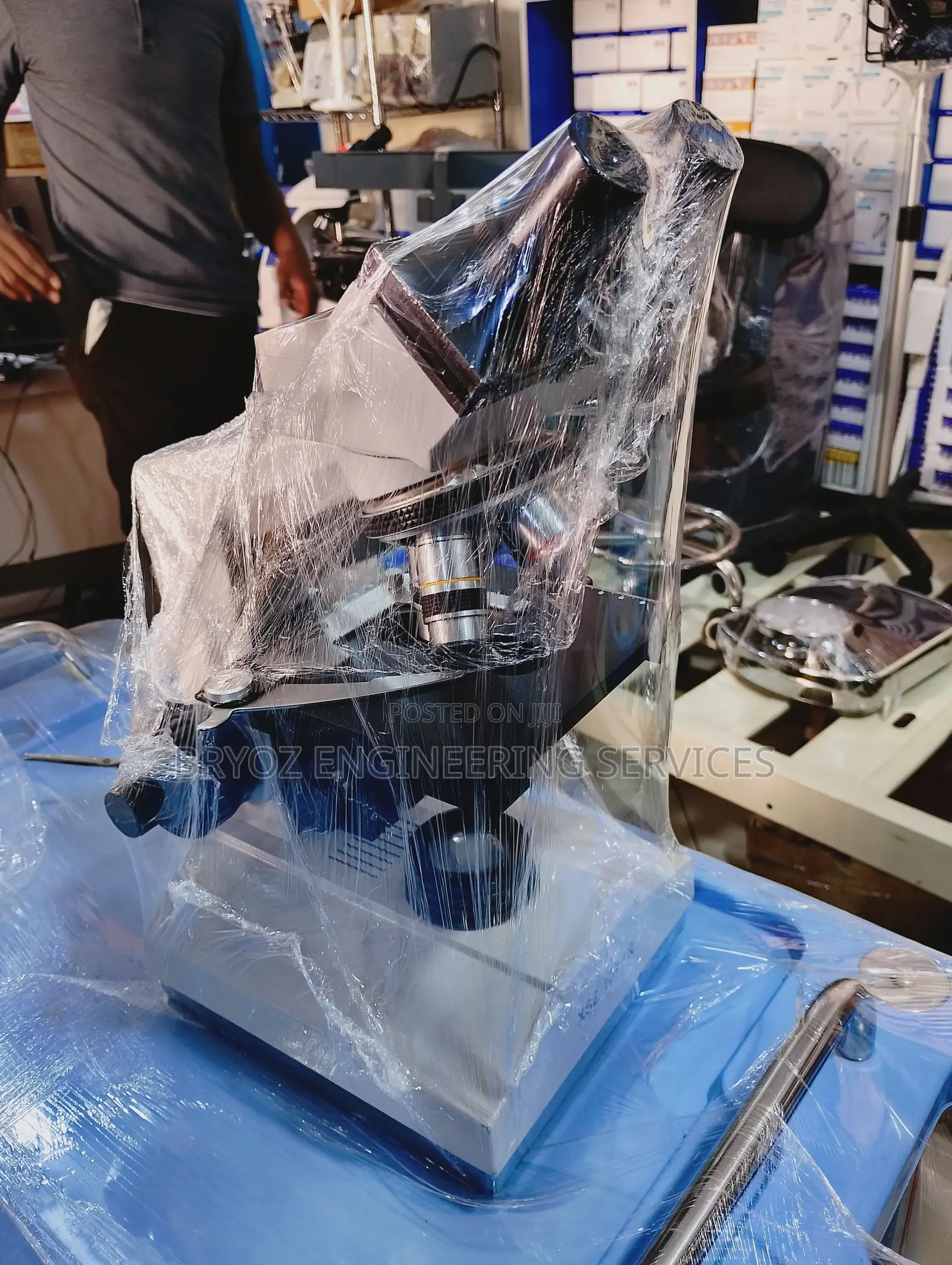 XSZ Microscope