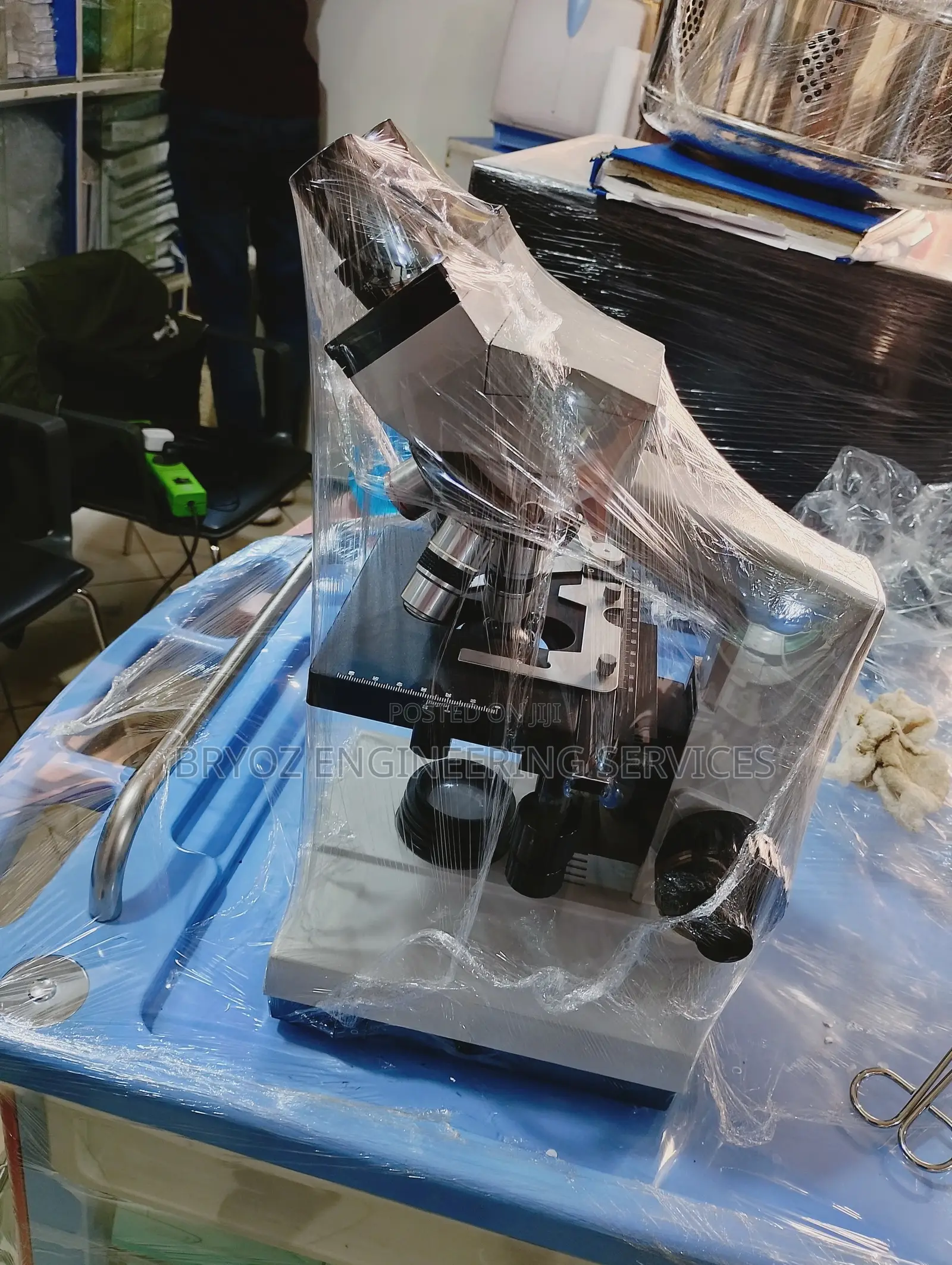 XSZ Microscope