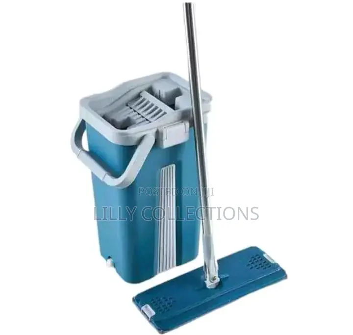 Hands Free Microfiber Flat Mop With a Bucket