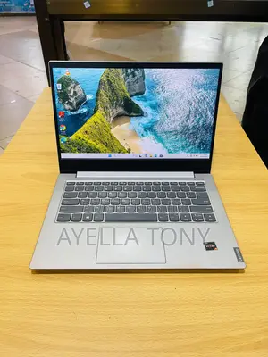 New Laptop Lenovo Ideapad 3 8GB AMD Ryzen 5 SSD 256GB