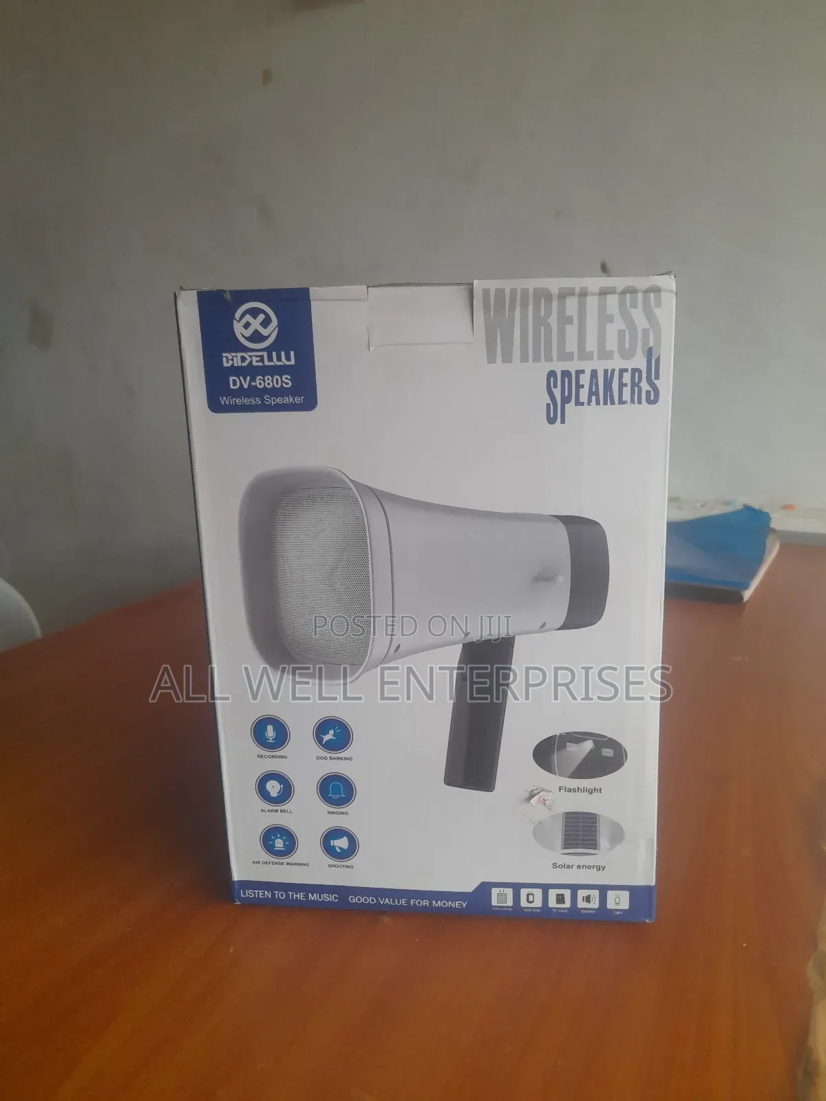 Megaphone Wireless Speaker
