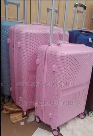 High Quality Suit Case Medium