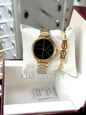 Black Dial With a Mixed Color