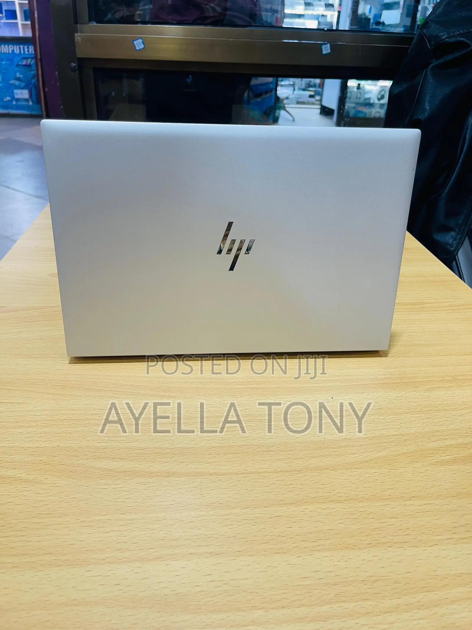 New Laptop HP EliteBook 830 G7 8GB Intel Core i5 SSD 256GB