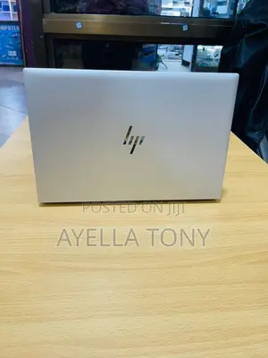 New Laptop HP EliteBook 830 G7 8GB Intel Core i5 SSD 256GB