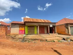 3 Double Rooms 1 Single Room – Kawanda