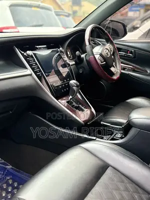 Toyota Harrier 2.0 2015 Black