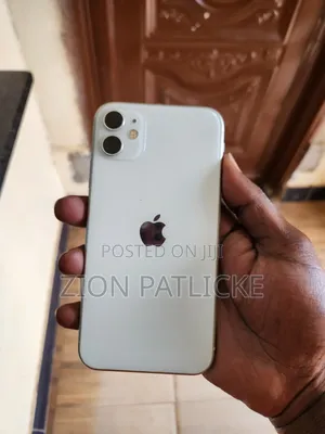 Apple iPhone 11 128 GB White