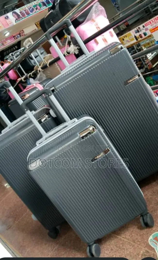 Set of 3 Hardshell Trolley Suitcases