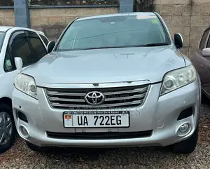 Toyota Vanguard 2008 Silver