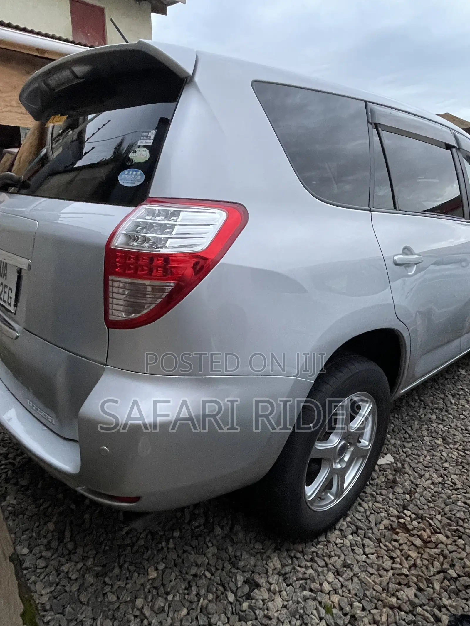 Toyota Vanguard 2008 Silver