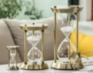Elegant Vintage-Style Hourglass Sand Timer