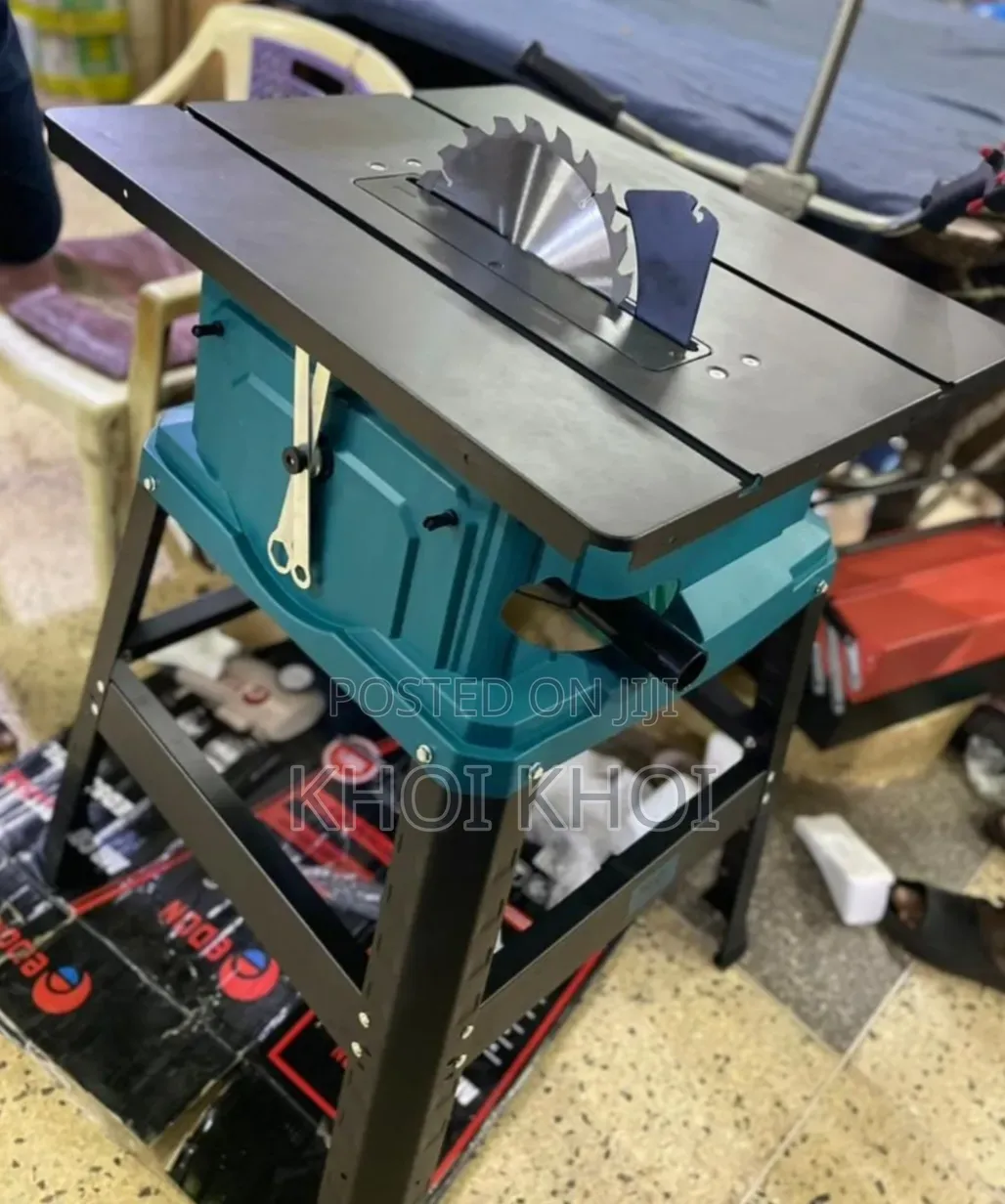 Table Saw Machine
