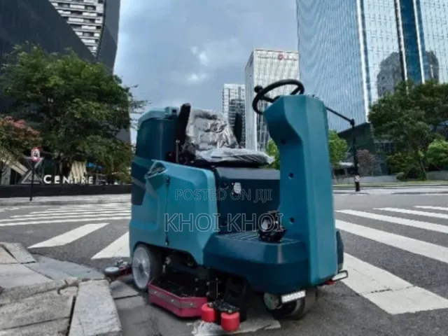 Ride on Scrubber Electric