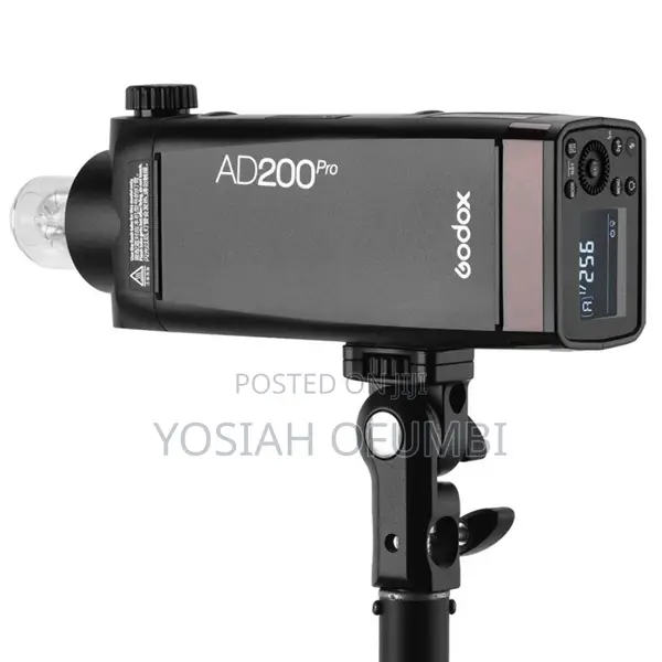 Godox Ad200pro Battery Powered TTL Pocket Flash Kit