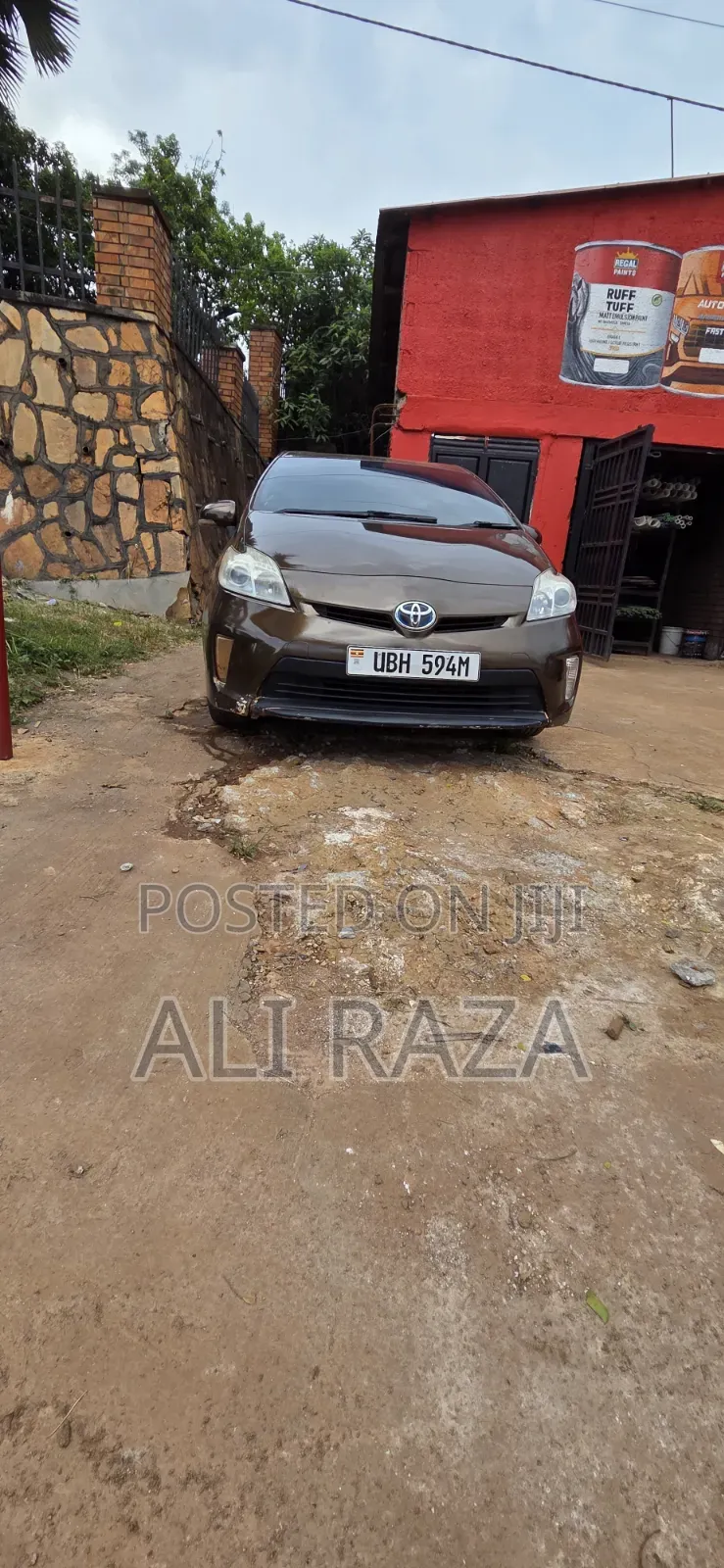 Toyota Prius 2012 Brown