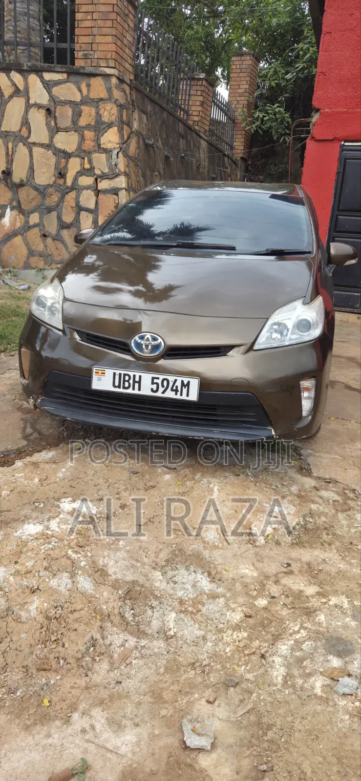 Toyota Prius 2012 Brown