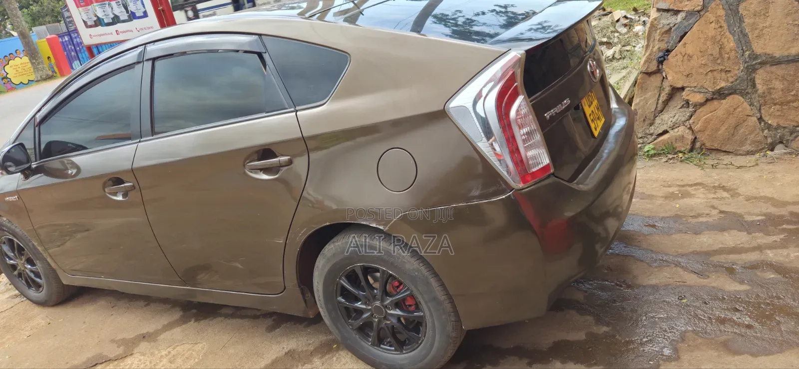 Toyota Prius 2012 Brown