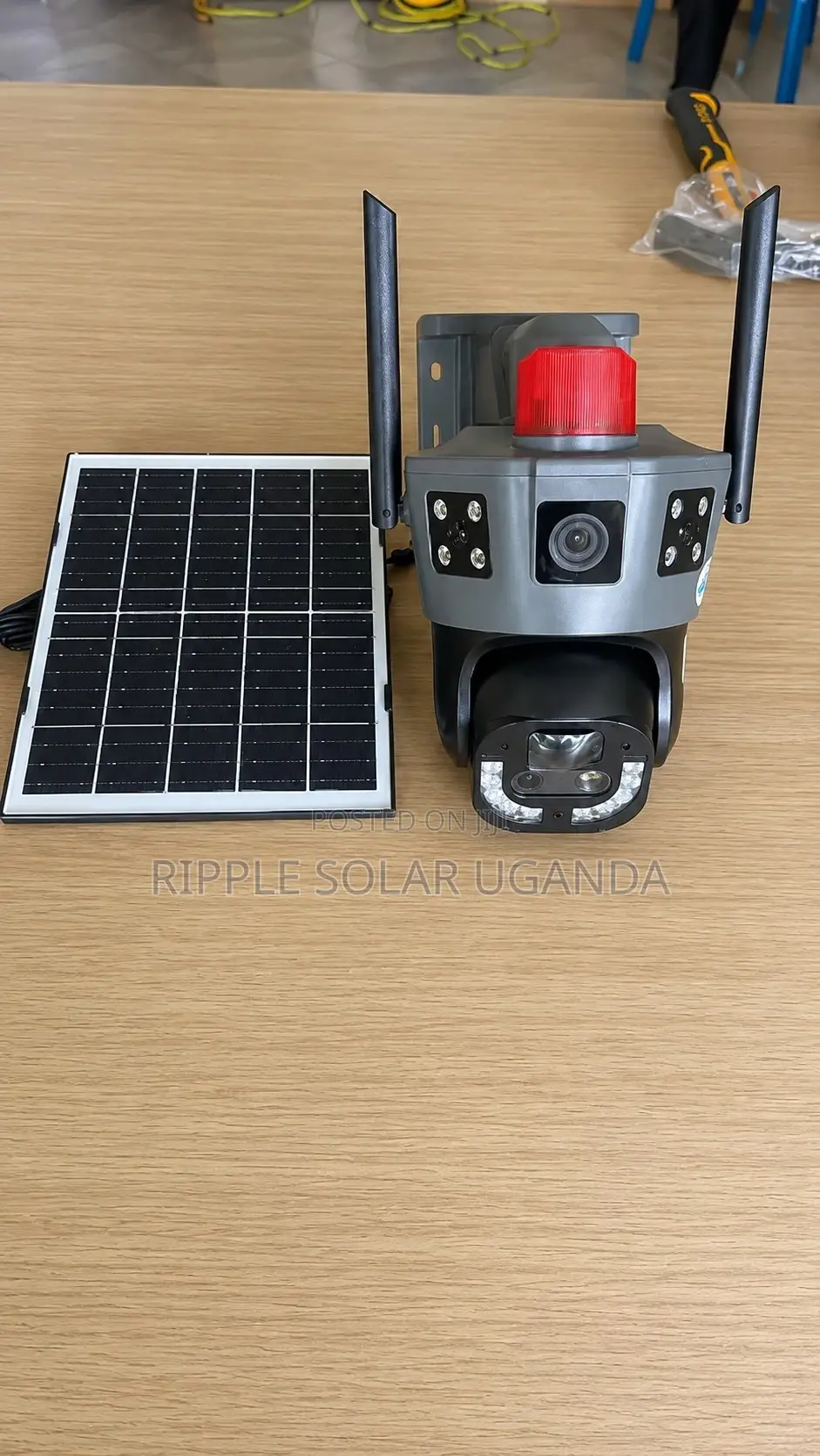 4g Solar PTZ Security Camera With Sim Card Support Alarm Siren