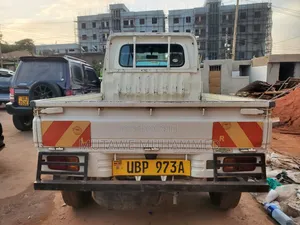 Daihatsu HIJET 2009 White