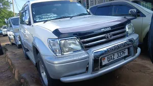 Toyota Land Cruiser Prado 2002 White