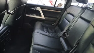 Toyota Land Cruiser 2018 Black