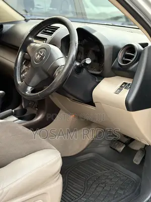 Toyota Vanguard 2008 Silver