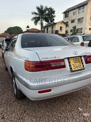 Toyota Premio 2001 White