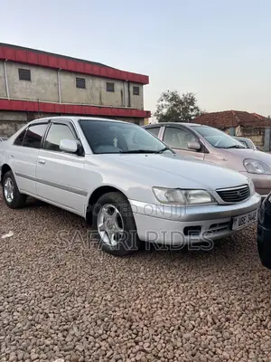 Toyota Premio 2001 White