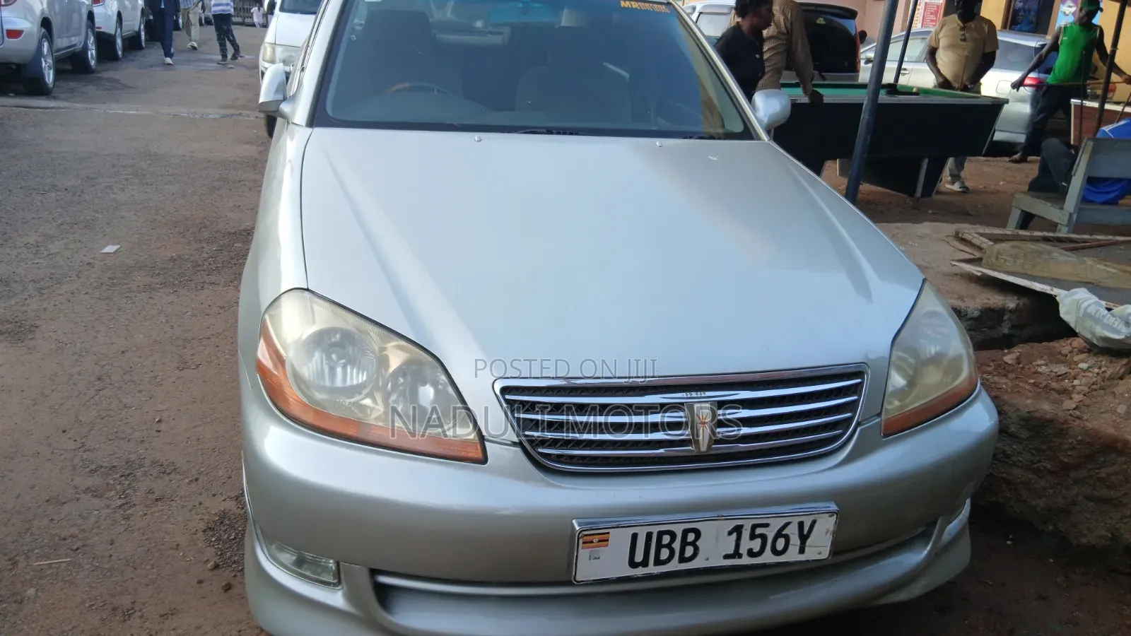 Toyota Mark II 2004 Silver