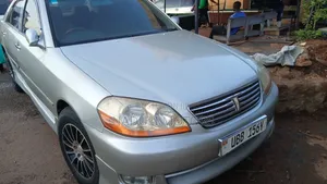 Toyota Mark II 2004 Silver