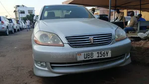 Toyota Mark II 2004 Silver