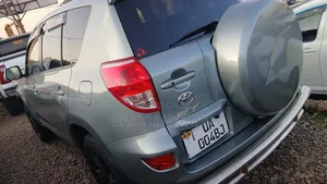 Toyota RAV4 2008