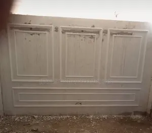 Moulding Building