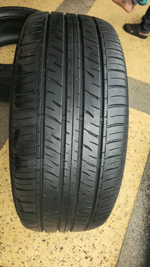 275/50r21 110h Dunlop Pt31a Foreign Used