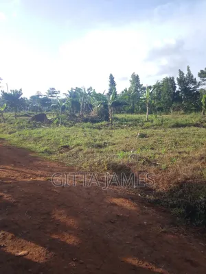 5 Plots for Sale by Owner in Kisoga Banda 40ft From the Tarmac