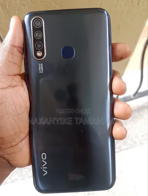 Vivo Y5S 128 GB Black