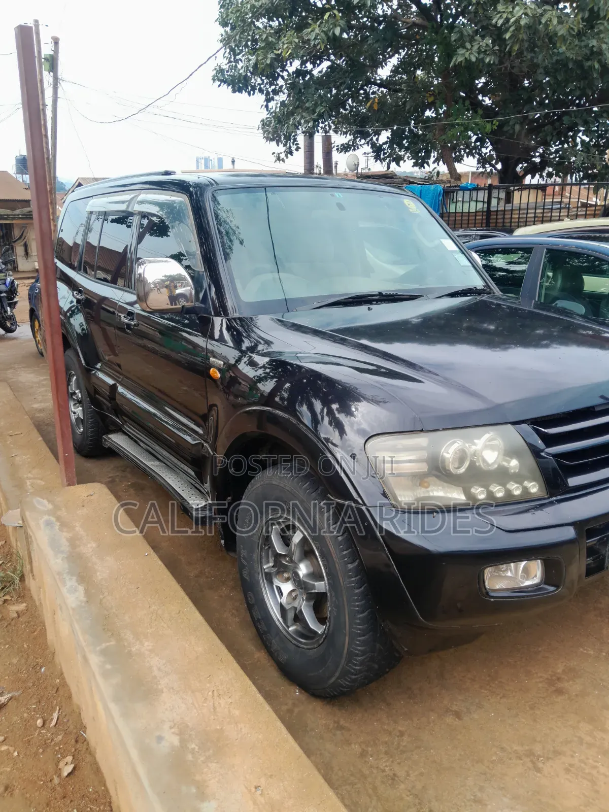 Mitsubishi Pajero 2004 Black