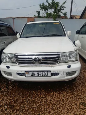 Toyota Land Cruiser Prado 2002 White