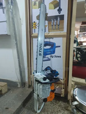 Stihl 2 Stroke Gasoline/Petrol Powered Chainsaw