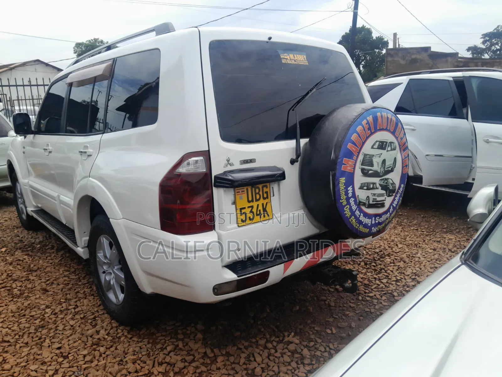 Mitsubishi Pajero 2004 White