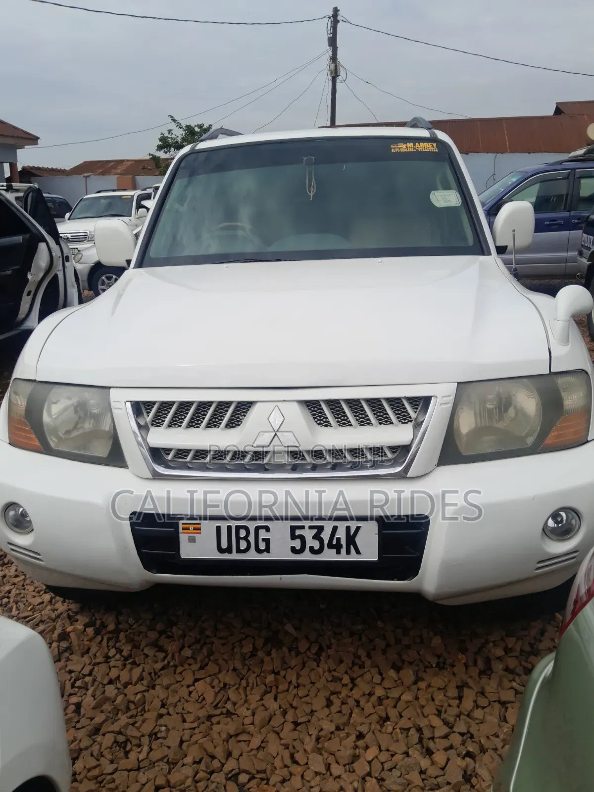 Mitsubishi Pajero 2004 White
