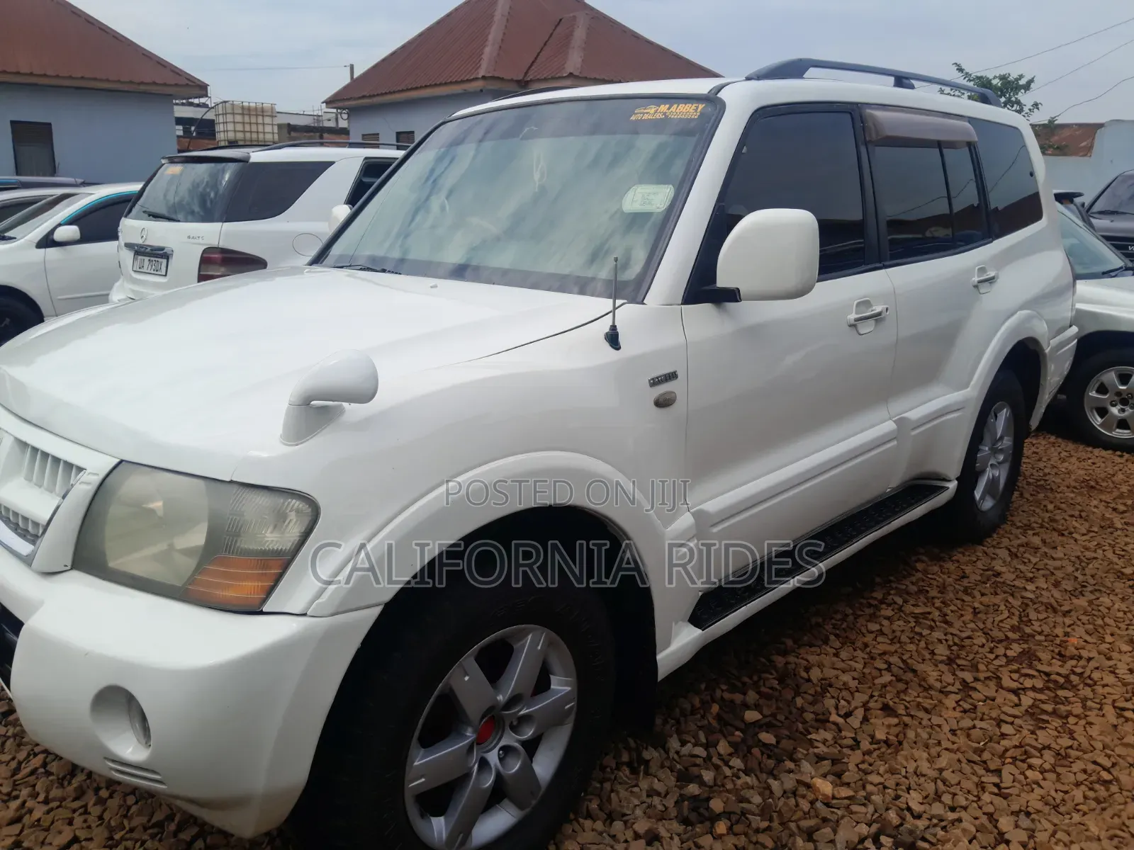 Mitsubishi Pajero 2004 White