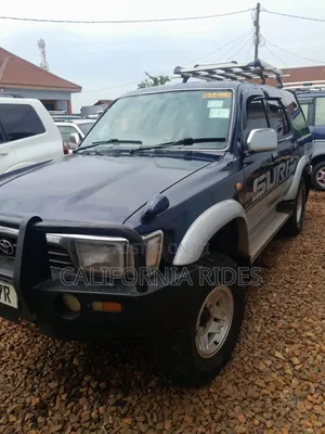 Toyota Hilux Surf 1999 Blue