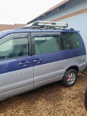 Toyota Noah 2003 Blue