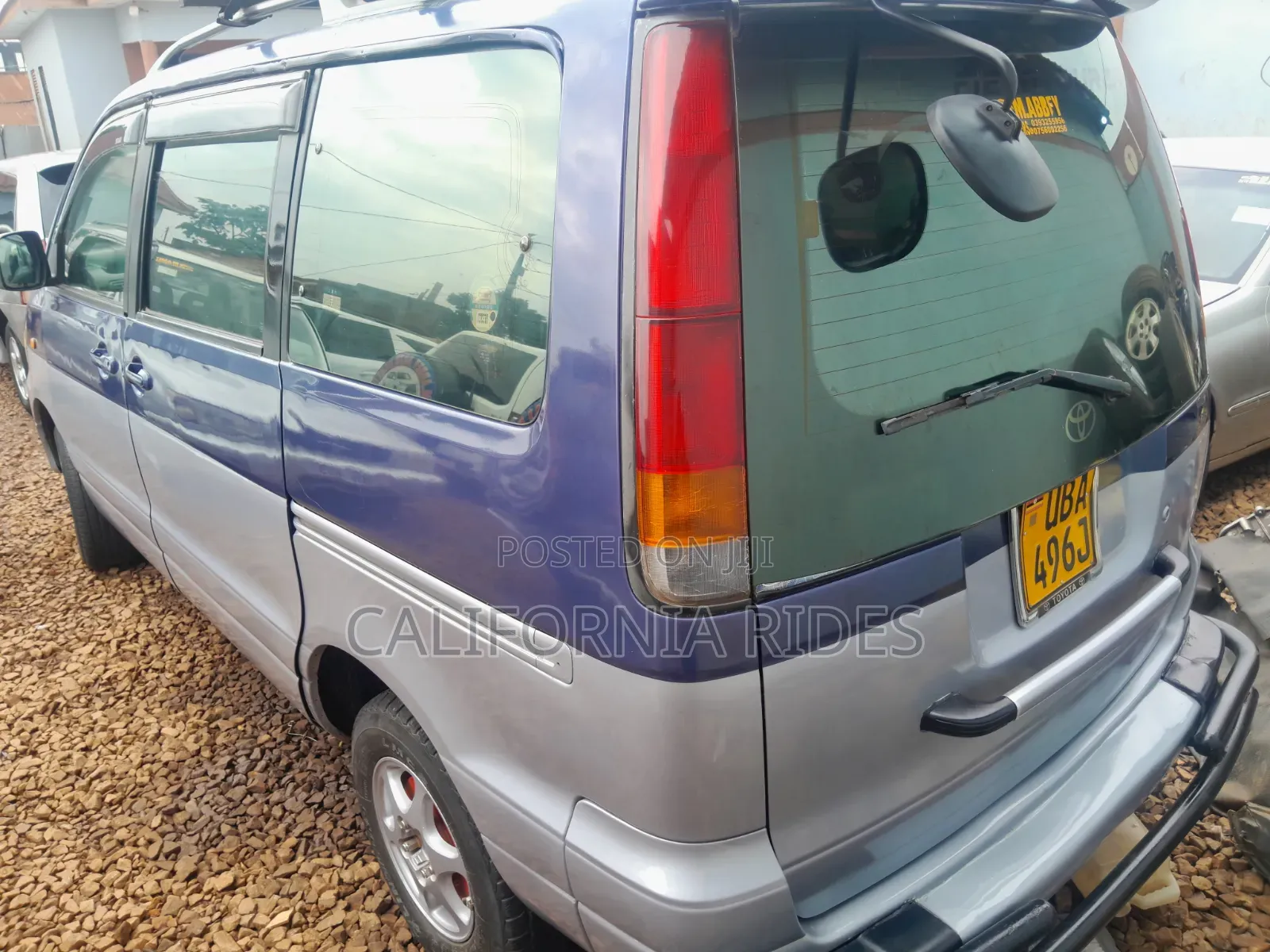 Toyota Noah 2003 Blue