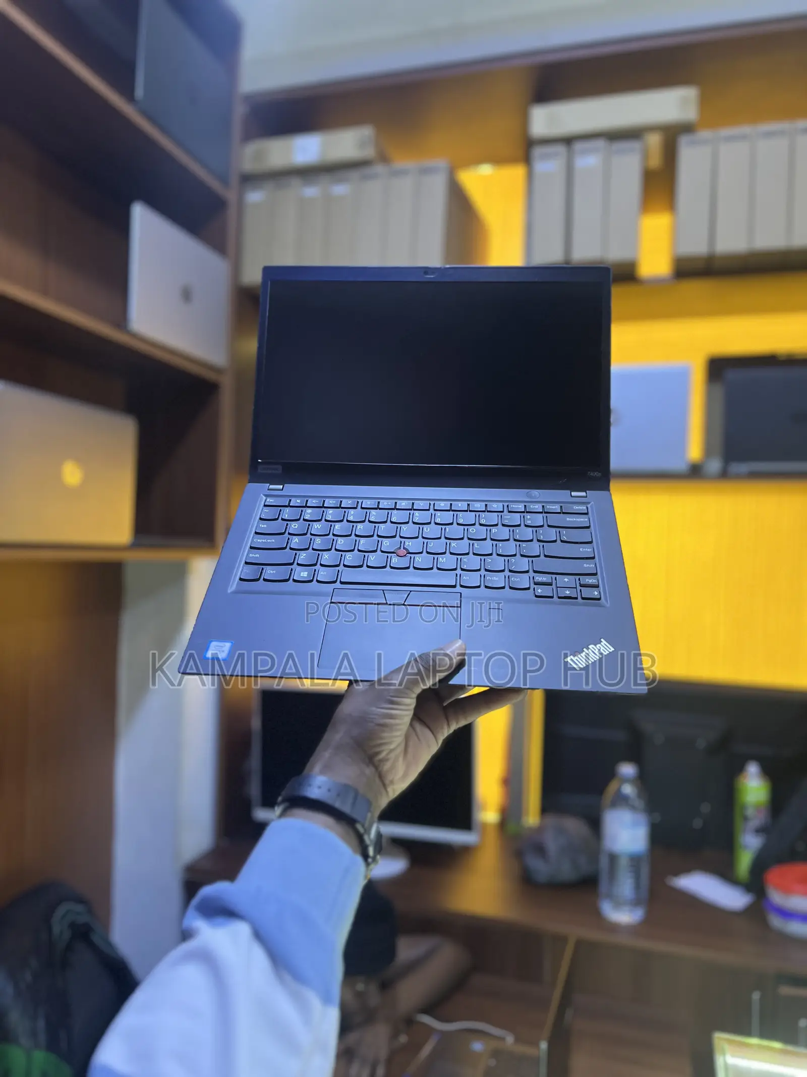 New Laptop Lenovo ThinkPad T490s 8GB Intel Core i5 SSD 256GB
